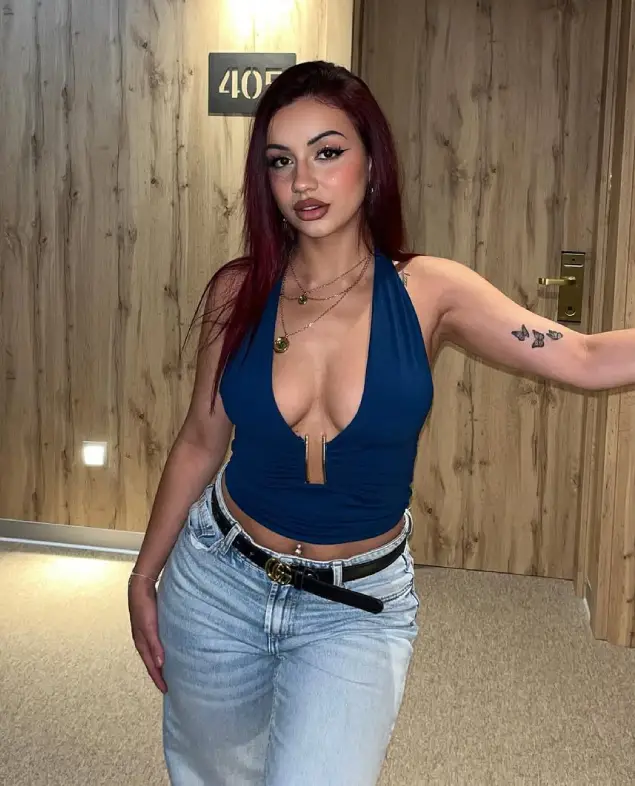 LEYRE, creadora de contenido representado por Revoltosos® Madrid