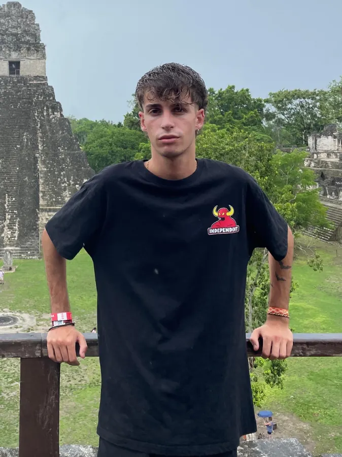 MARCO, creador de contenido representado por Revoltosos® Madrid